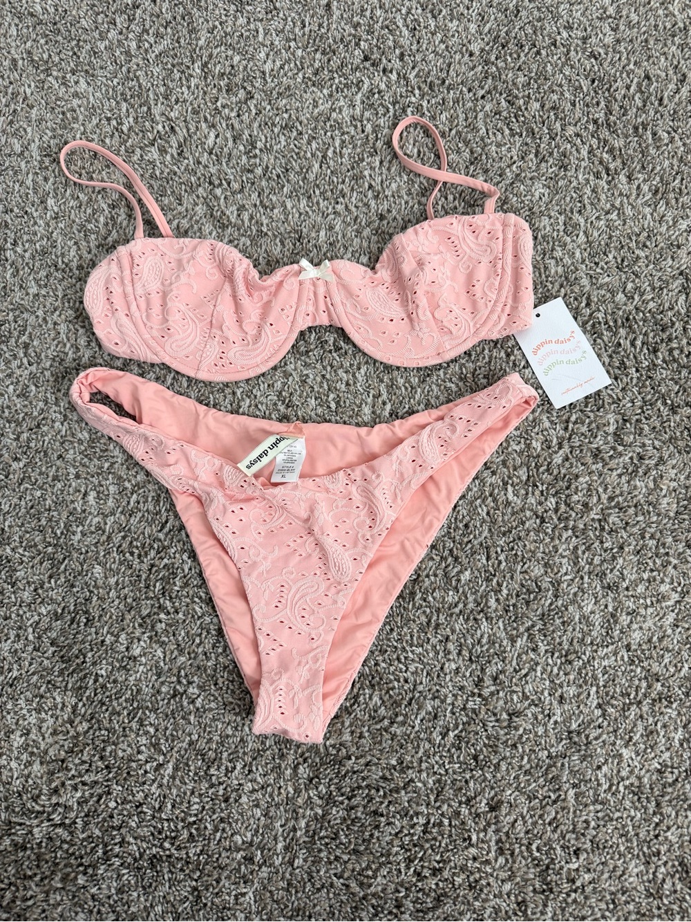 NWT Dippin Daisys Feyre Blossom | XL